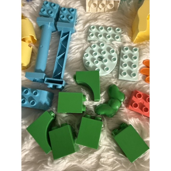 LEGO DUPLO Town 10423 Buildable People Big Emotions Set + Instructions NO BOX - Picture 5 of 8